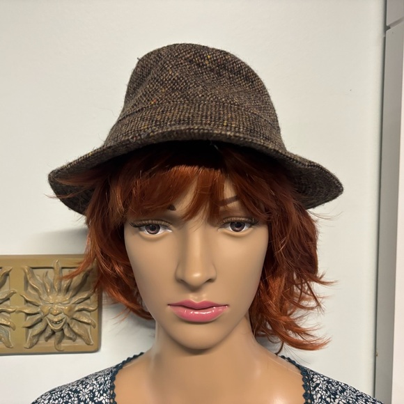 NWOT Hanna Hats of Donegal Ireland Brown Tweed Bucket Hat - Picture 4 of 5